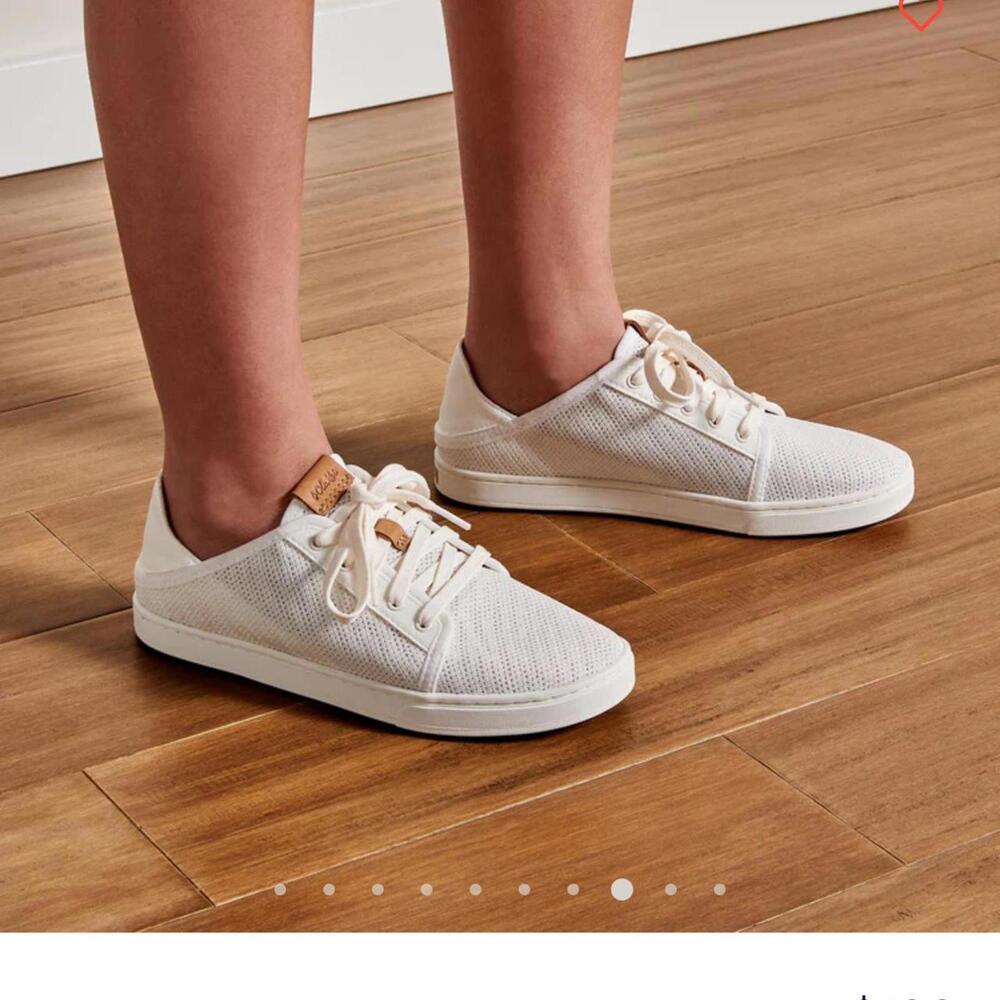OluKai Women's White and Cream Trainer